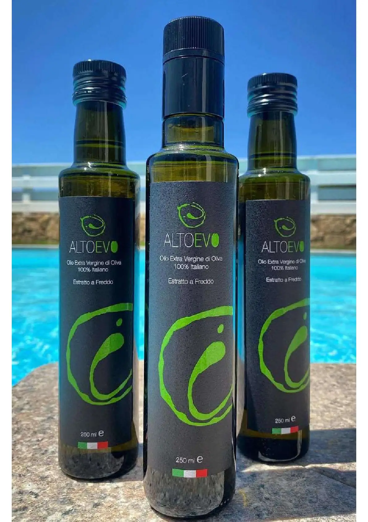 Altoevo 250 ml Flaschen in der Sonne